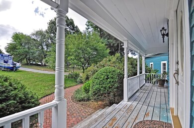 34 Seth Dr, Attleboro, MA 02703 - photo 2