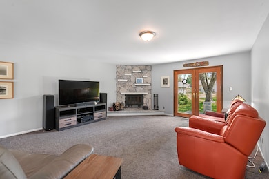 1418 Maple Dr-4