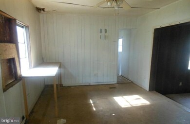 1139 Twymans Mill Rd, Radiant, VA 22732 - photo 4