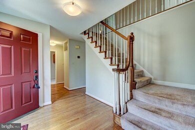 3237 Rounding Run Ct, Herndon, VA 20171 - photo 4