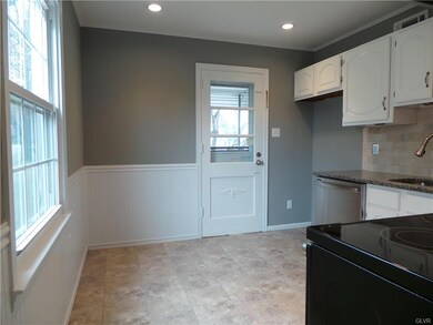 2849 Elm Ct, Allentown, PA 18103 - photo 6