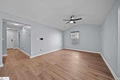 616 N Brown Beaver Ct, Moore, SC 29369 - photo 3