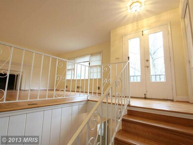 3505 Barkley Dr, Fairfax, VA 22031 - photo 6