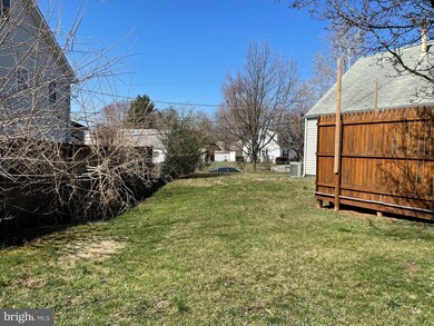 131 Polk Dr, Manassas Park, VA 20111 - photo 4