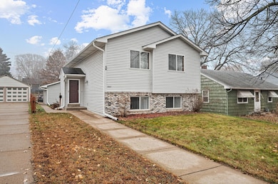 4427 7th St NE, Columbia Heights, MN 55421 - photo 2