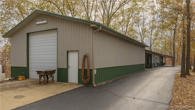 412 Fallen Oak Cir, Sunrise Beach, MO 65079 - photo 2