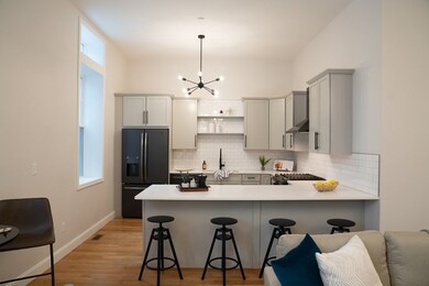 559 Summer St unit 1, Lynn, MA 01905 - photo 2