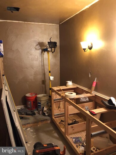 882 Scrabble Rd, Castleton, VA 22716 - photo 3