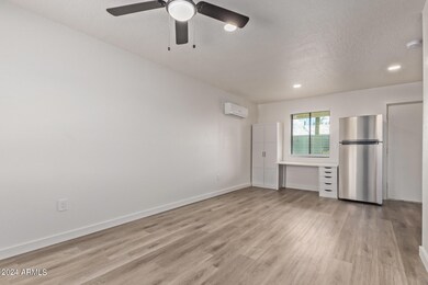 1027 E Dunlap Ave unit 2, Phoenix, AZ 85020 - photo 2