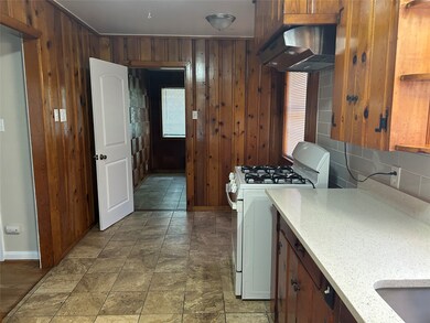 7655 Oak Vista St, Houston, TX 77087 - photo 4