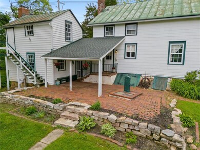 5686 Cetronia Rd, Allentown, PA 18106 - photo 6