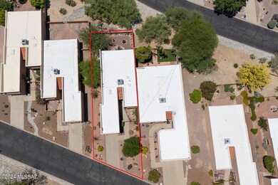 1952 W Misty Hollow Ln Tucson AZ 85704