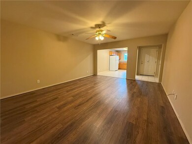 4106 SW Shadowrock Place unit 2, Bentonville, AR 72712 - photo 2