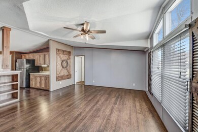 275 Oakley Cir, Weatherford, TX 76085 - photo 7