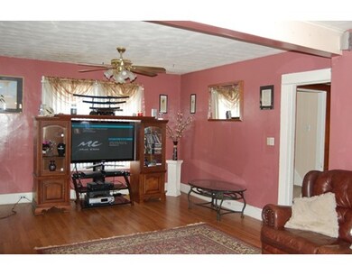 67 State St, Chicopee, MA 01013 - photo 5