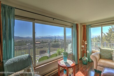 Living Room (2)