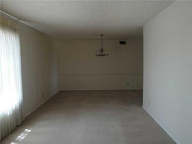 10621 Janway Dr, El Paso, TX 79935 - photo 4