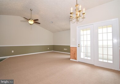 2153 Wainwright Ct unit 2A, Frederick, MD 21702 - photo 6