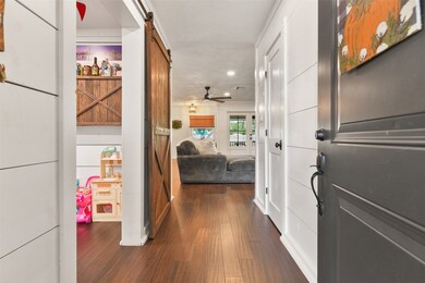 Entry way