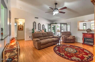 10744 E Forge Ave Mesa AZ-small-004-4-Li