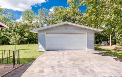 1133 Lindsey St, Charlestown, IN 47111 - photo 5