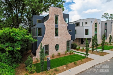 715 Charles Ave, Charlotte, NC 28205 - photo 3