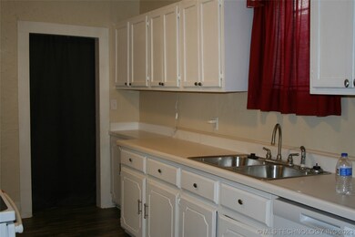 609 H St NW, Ardmore, OK 73401 - photo 3