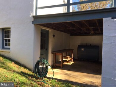 22523 Polecat Hill Rd, Middleburg, VA 20117 - photo 5