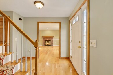 19 Butternut Cir, Holden, MA 01520 - photo 5