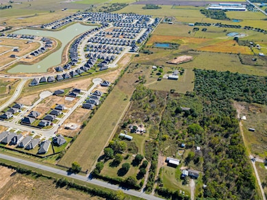 32445 Knebel Rd, Waller, TX 77484 - photo 6