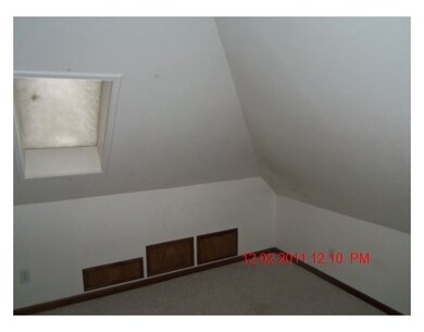 unlisted-address, Lansing, MI 48910 - photo 5