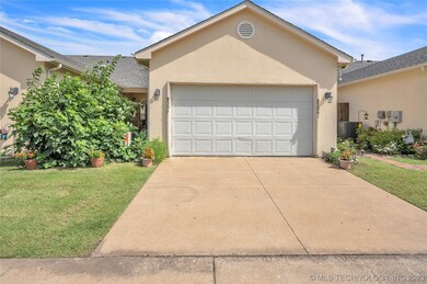 8306 E 74th Place, Tulsa, OK 74133 - photo 2