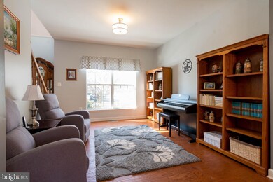 19204 Jamestown Dr, Hagerstown, MD 21742 - photo 4