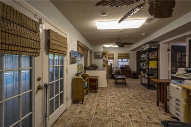 2714 Perry Ln, Alvin, TX 77511 - photo 5