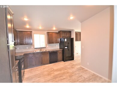 1720 Garrison St, the Dalles, OR 97058 - photo 7