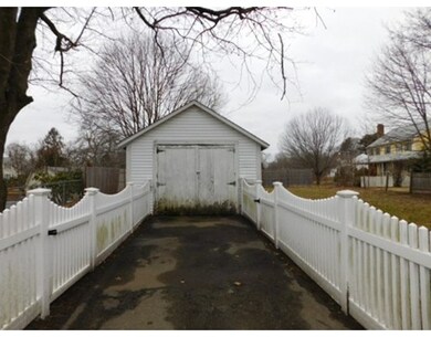 4 Vaillancourt St, Taunton, MA 02780 - photo 7