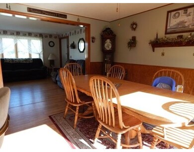 15 Oaklawn Ave, Orange, MA 01364 - photo 5