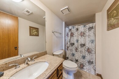 17719 Oakwood Ave, Country Club Hills, IL 60478 - photo 6