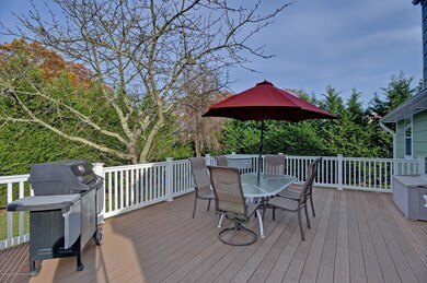 023_Deck