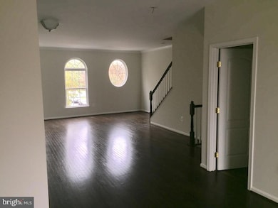 24706 Clock Tower Square, Stone Ridge, VA 20105 - photo 3