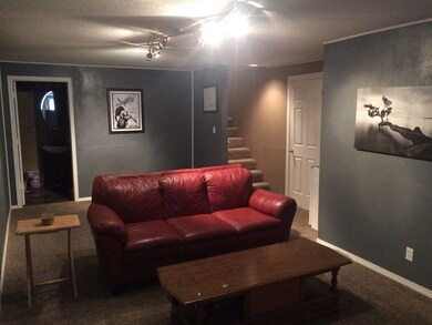 4008 Mark Dr, Waterloo, IA 50701 - photo 7