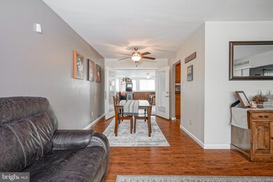 107 Walnut Ave, Lindenwold, NJ 08021 - photo 6