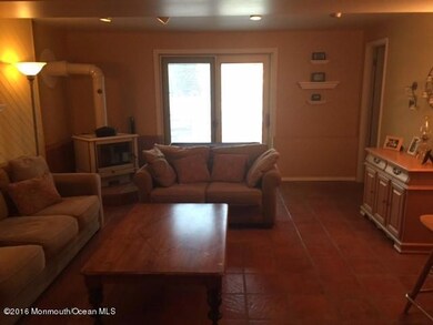 26 Holly St, Old Bridge, NJ 08857 - photo 7