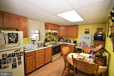 611 Mahoning St, Lehighton, PA 18235 - photo 6