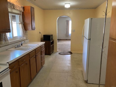 301 E Adams St, Osceola, IN 46561 - photo 7