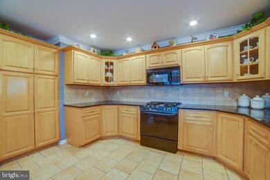 18 Exeter Ct, Princeton, NJ 08540 - photo 6