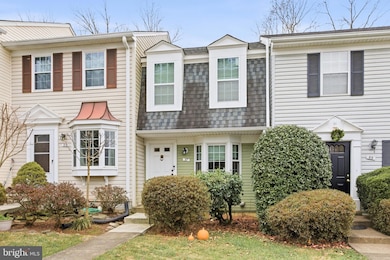 57 Bickel Ct, Sterling, VA 20165 - photo 2