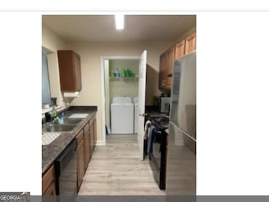 13204 Fairington Ridge Cir, Lithonia, GA 30038 - photo 5