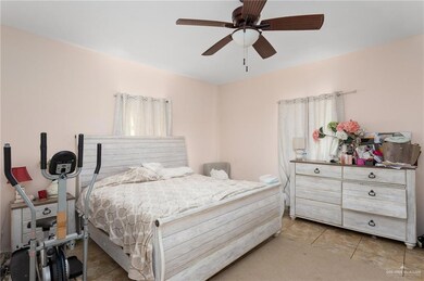 4532 N Mile 4 W unit W, Weslaco, TX 78599 - photo 7