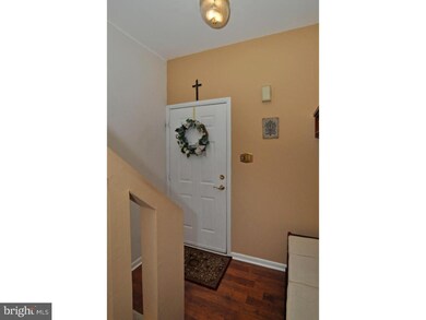 1805 Naomis Ct, North Wales, PA 19454 - photo 2